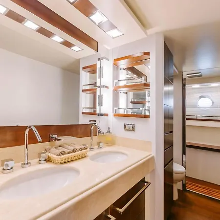 Botel Premium Yacht Turkey